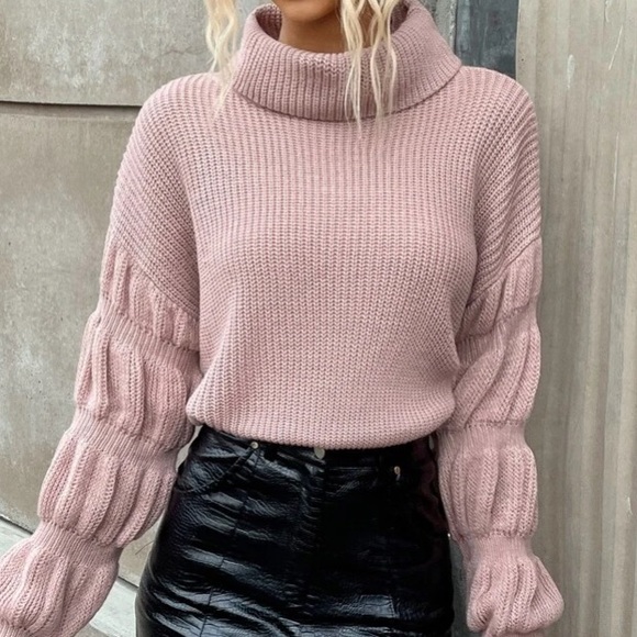Baby Pink Ribbed Turtleneck Sweater in S and L - Picture 3 of 4